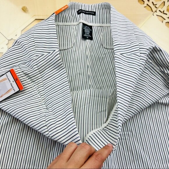 Hilary Radley Stripped Sit At Waist Bermuda Plus Size Women Short Size 16 - Picture 11 of 14